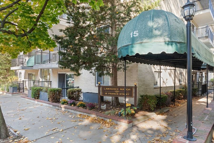 15 Francis St #32, Brookline, MA 02446