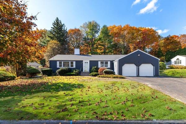 Lynnfield, MA 01940,10 Robin Rd