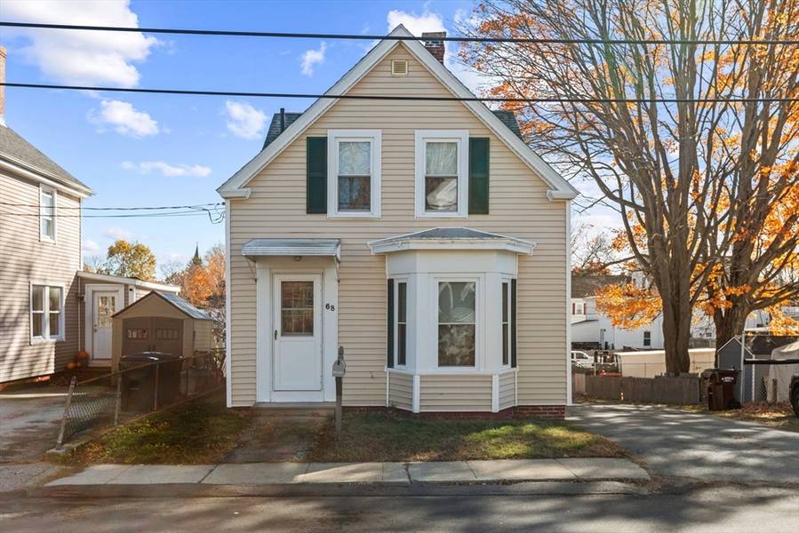 68 Thompson Street, Amesbury, MA 01913