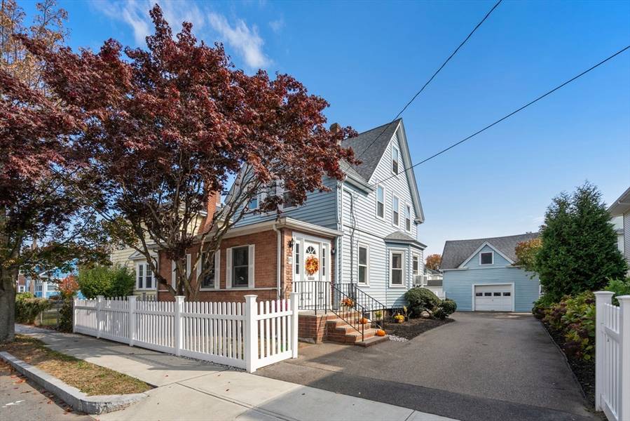 87 Waterston Ave, Quincy, MA 02170