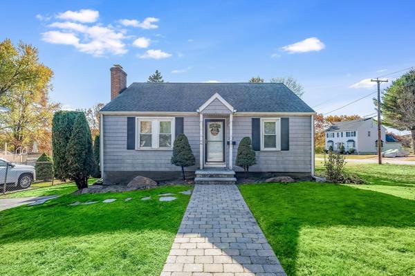 201 Hamilton St, Saugus, MA 01906