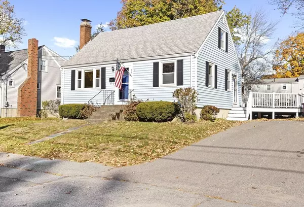 92 Chisholm Rd, Weymouth, MA 02190