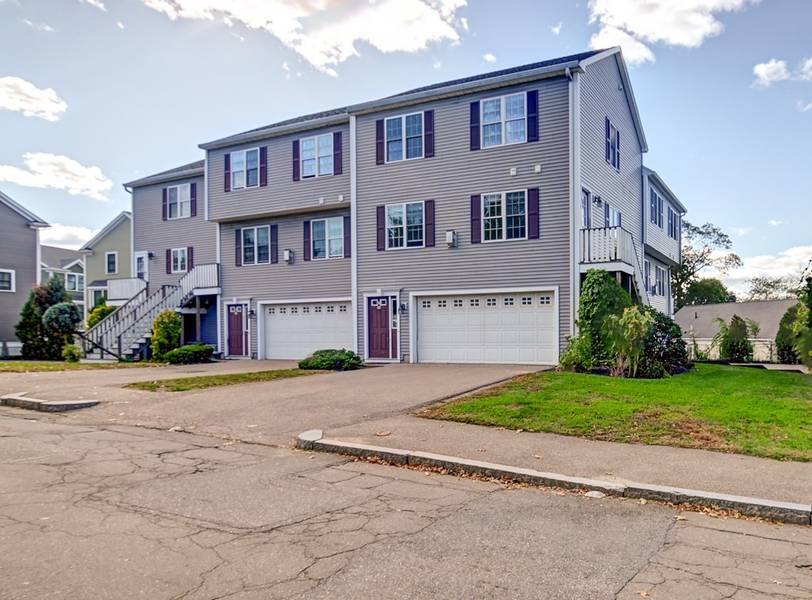 50 Mill St #A, Quincy, MA 02169