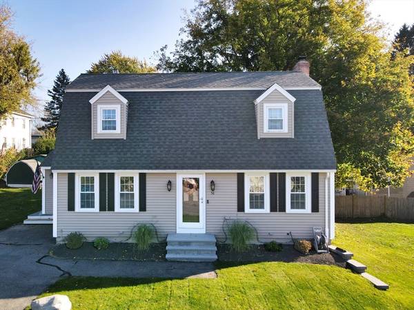 56 Peacham Ave, Dracut, MA 01826