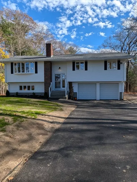 816 Franklin St, Hanson, MA 02341