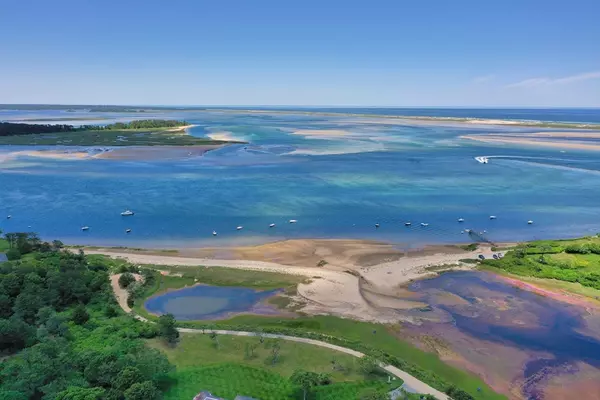 Chatham, MA 02650,114 Cranberry Lane