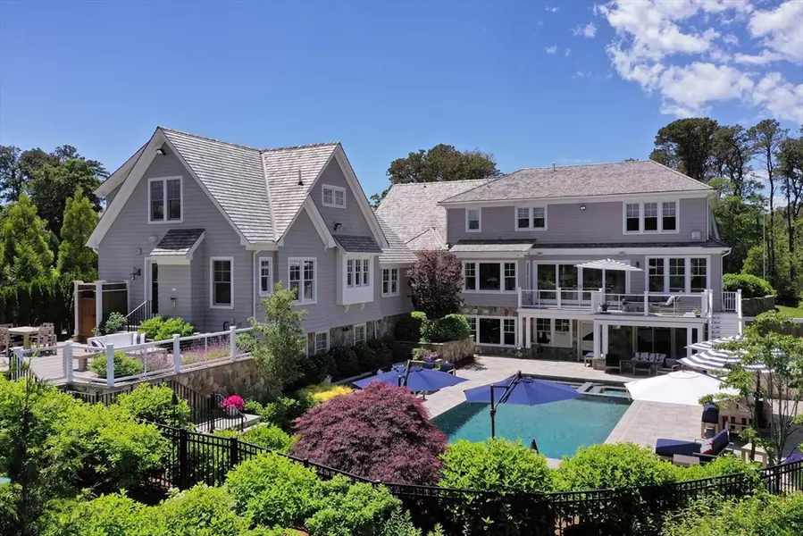 114 Cranberry Lane, Chatham, MA 02650