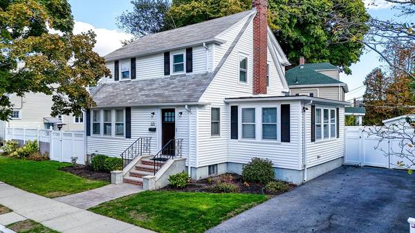 225 Ashcroft Rd, Medford, MA 02155