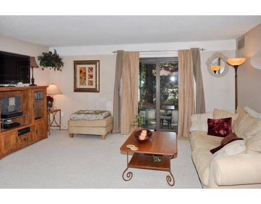 2 Post Oak Lane #4, Natick, MA 01760