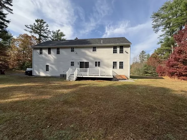 Middleboro, MA 02346,23 Primrose Ln