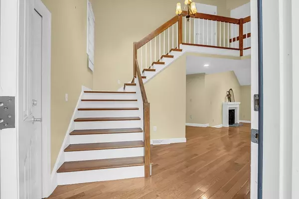 Westford, MA 01886,24 C Pilgrim Drive #15