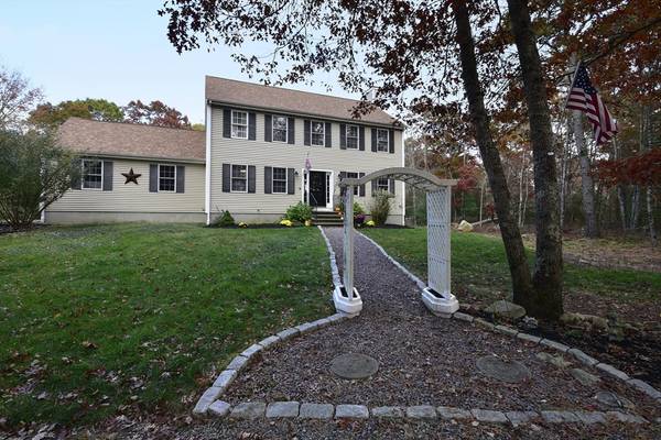 2 Tashas Lane, Freetown, MA 02717