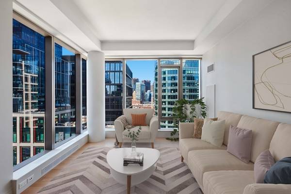 135 Seaport Blvd #2203, Boston, MA 02210