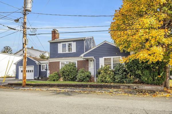 5 Stanley Rd, Shrewsbury, MA 01545