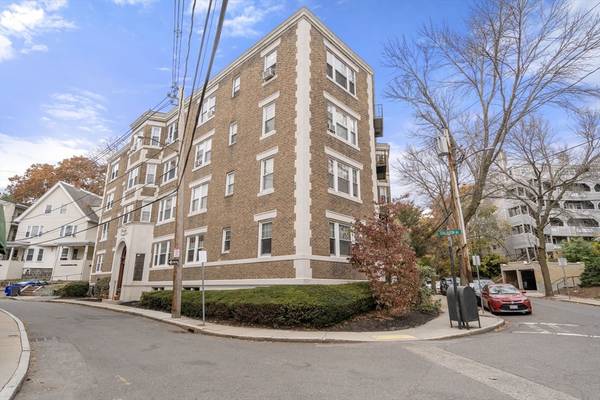 5 Colliston Road #7, Boston, MA 02135