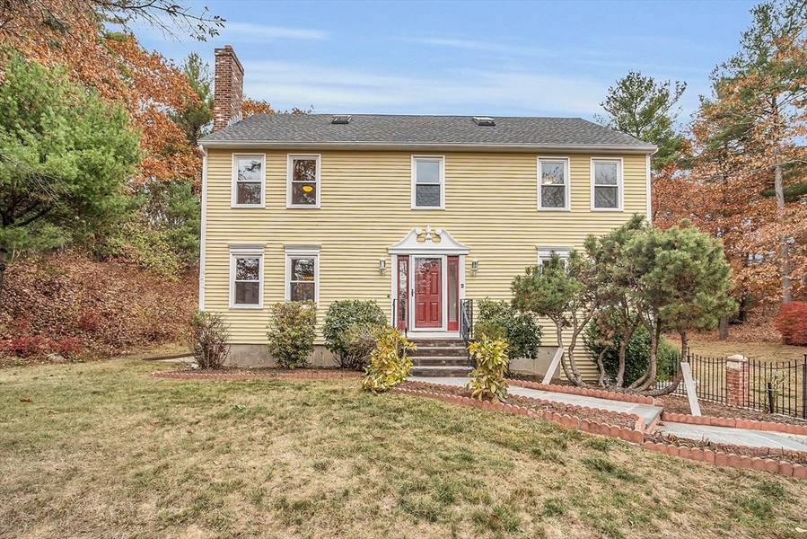 2 Vera Rd, Middleton, MA 01949