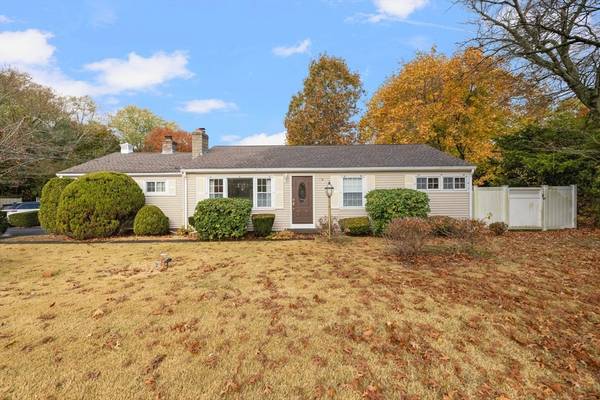 158 Newman Ave, Seekonk, MA 02771