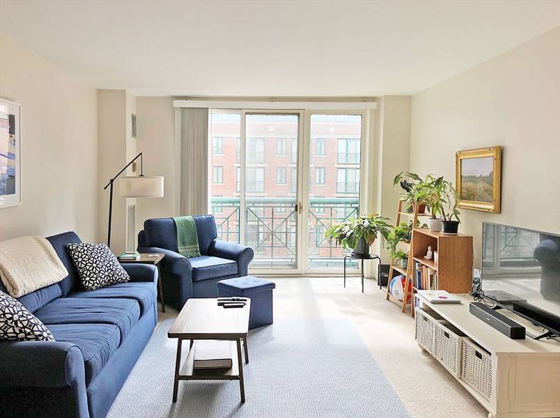 10 Rogers #229, Cambridge, MA 02142