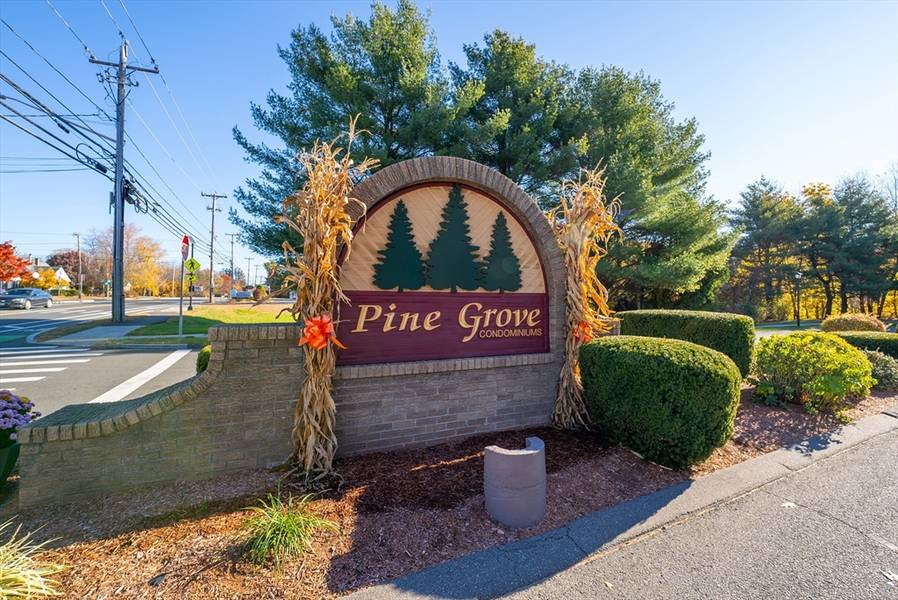 35 Pine Grove Drive #35, South Hadley, MA 01075