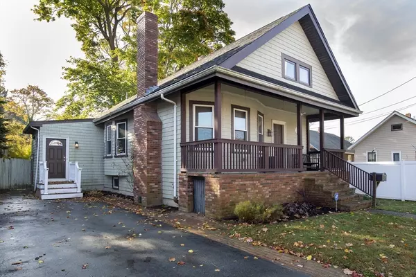 Fairhaven, MA 02719,5 Deane St