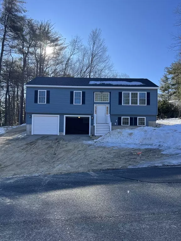 55 Walnut Hill Rd.,  Orange,  MA 01364