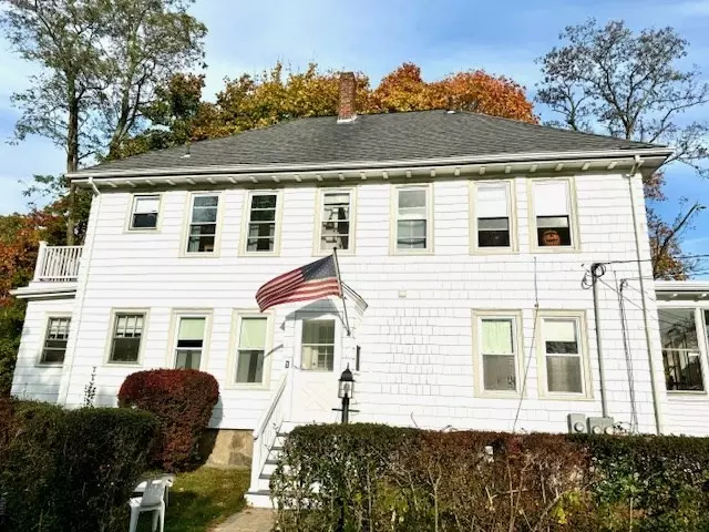 48 Locust St, Brockton, MA 02301