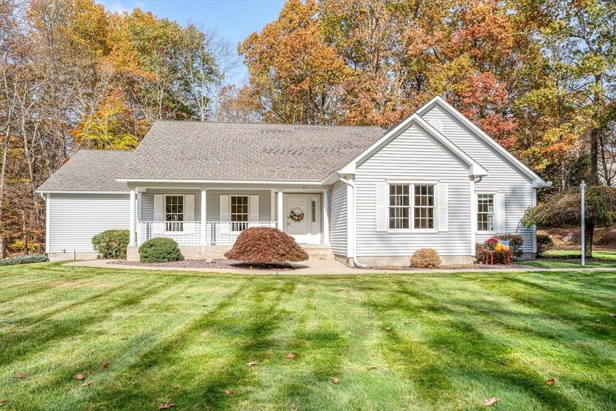 55 Devonshire Ter, East Longmeadow, MA 01028