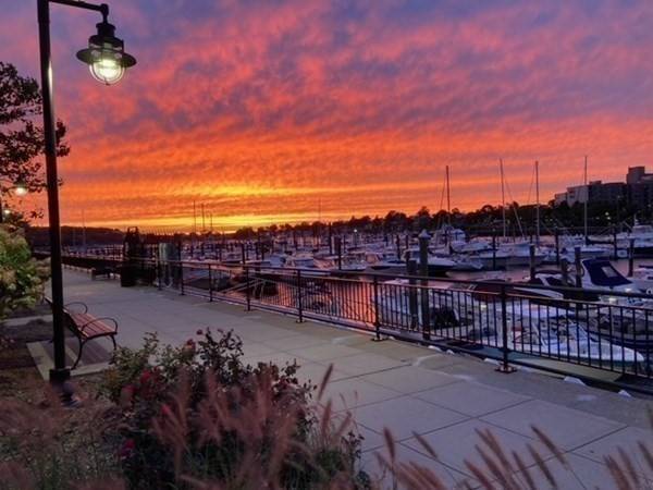 23 Shipyard Dr #206, Hingham, MA 02043