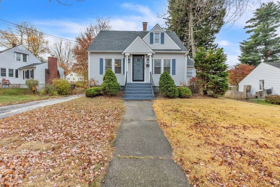 44 Taylor St, East Longmeadow, MA 01028