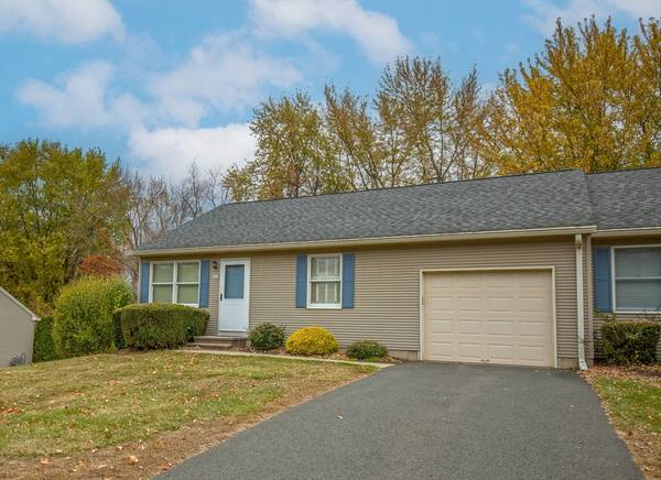 102 North Maple St #5C, Enfield, CT 06082