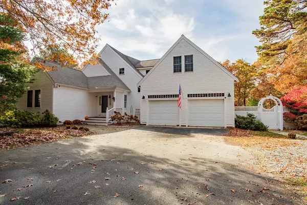 65 Baxters Neck Rd, Barnstable, MA 02648