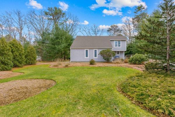 Mashpee, MA 02649,20 Marway