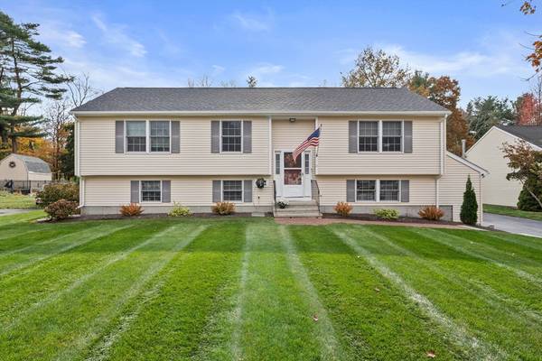 10 Crossman Cir, Abington, MA 02351