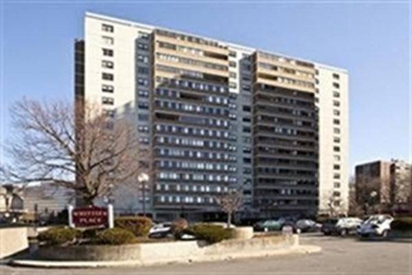 6 Whittier Place #8J, Boston, MA 02114