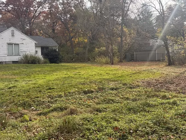 Dover, MA 02030,14 Meadowbrook Rd