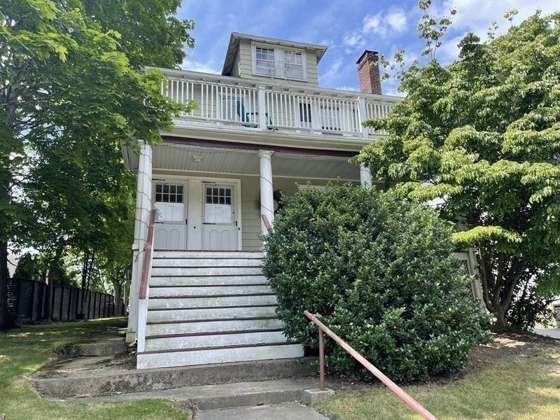 2138 Commonwealth #2, Newton, MA 02466