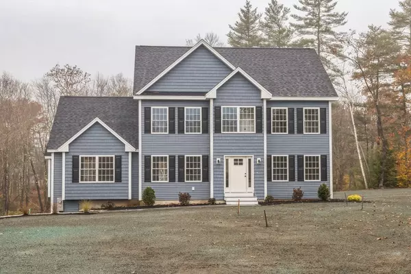 25 Elm Ct, Barrington, NH 03825