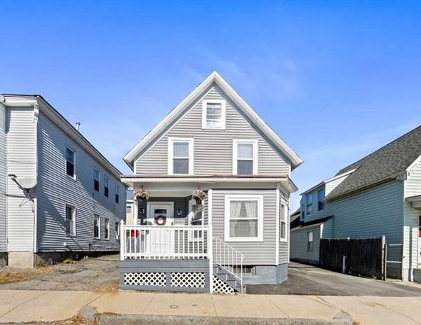 109 Shaw St, Lowell, MA 01851