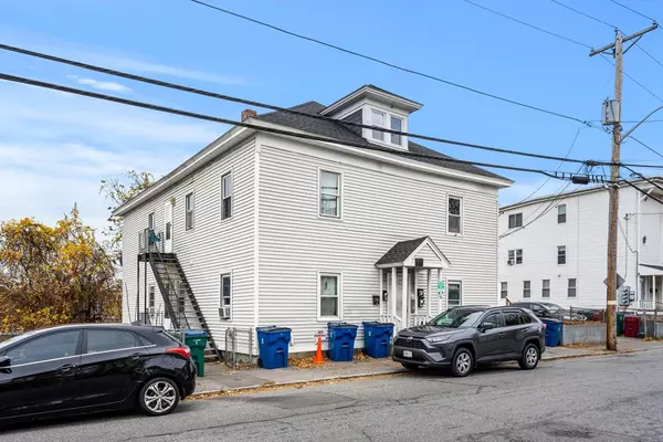 43 Lincoln St, Lowell, MA 01851