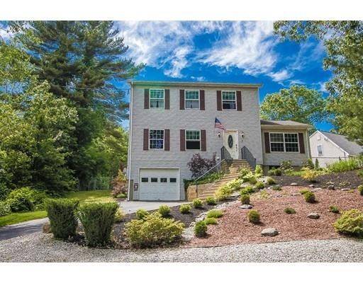 7 Center Road, Dudley, MA 01571