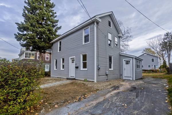 85 Congress Ave, Holyoke, MA 01040