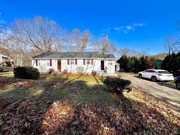 17 Mount Henry Rd, Shirley, MA 01464