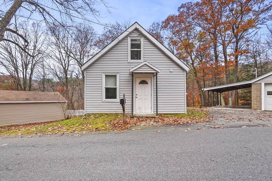 34 High Street, Erving, MA 01344