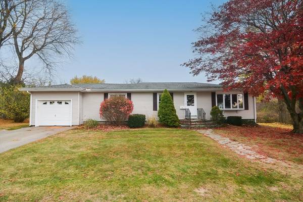 3 Cutting Ave, Auburn, MA 01501