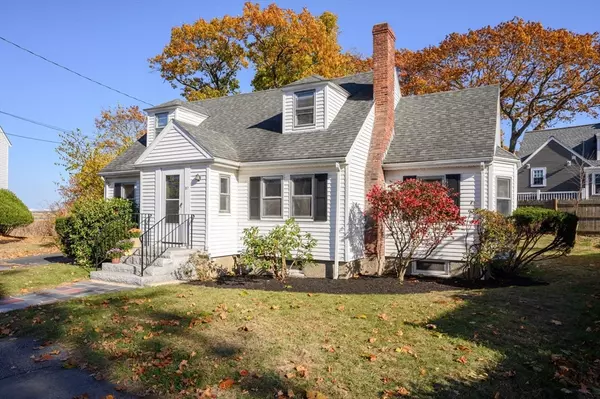 Milton, MA 02186,37 Courtland Circle