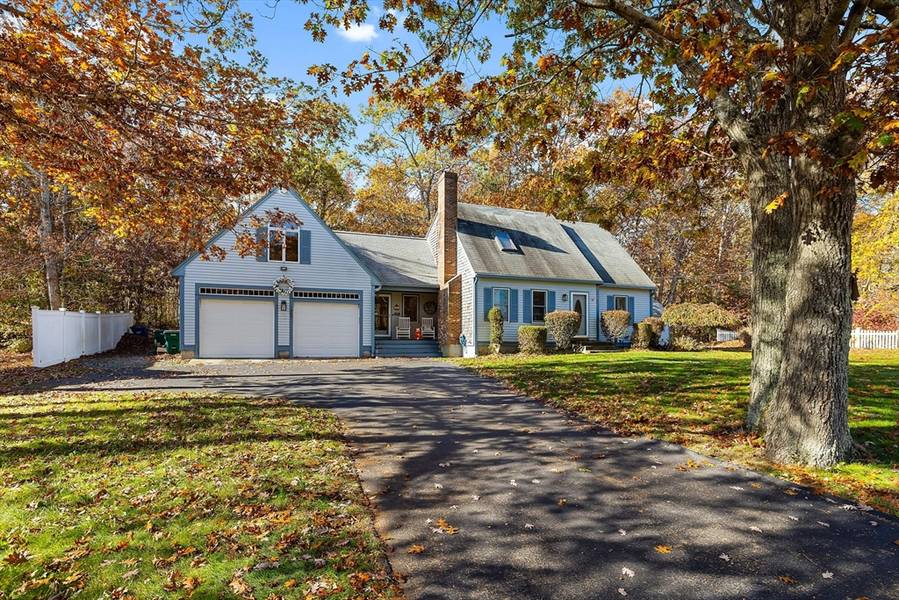 737 Rocky Hill Rd, Plymouth, MA 02360