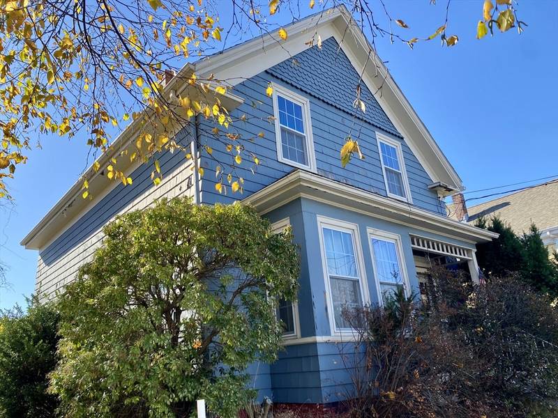 16 Endicott St, Danvers, MA 01923