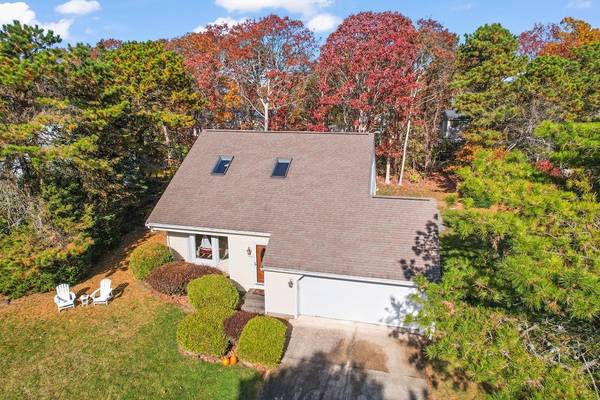 88 Pheasant Lane, Falmouth, MA 02536