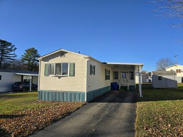 11 Musket Rd, Taunton, MA 02780