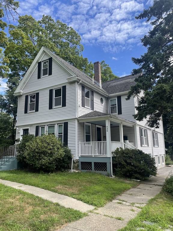 436 Washington St #1, Wellesley, MA 02481